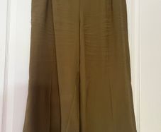 Green Wide Leg Cropped Trousers