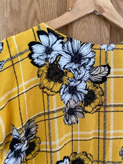 Floral top size xl