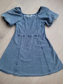 Girls H&M denim dress. Size 9-10yrs