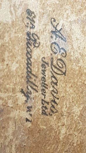 A.E.DAVIS jewellers 61a Piccadilly w.l ,,old box great condition,