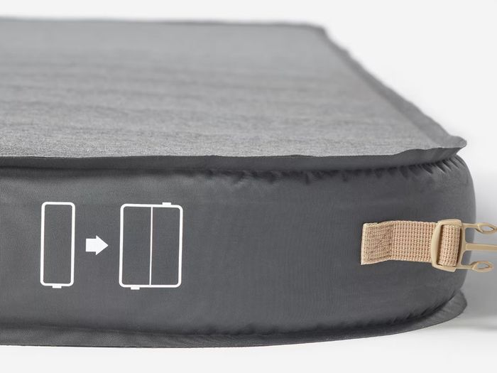QUECHUA Self-inflating, 1-person camping mattress - Ultim Comfort, 200 x 70 cm - Grey