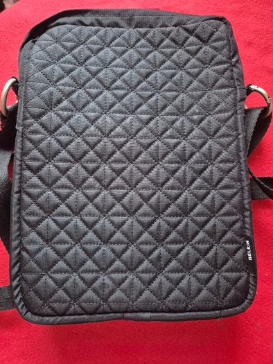 Brand New Black Belkin Padded iPad/Tablet Carry Case