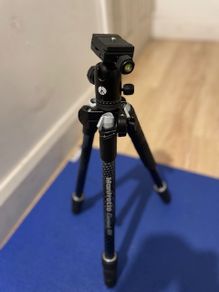 MANFROTTO camera stand never used like new