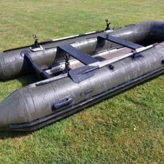 Inflatable boat