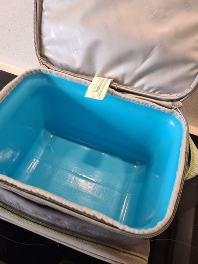Thermos insulated bag