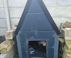 dog kennel