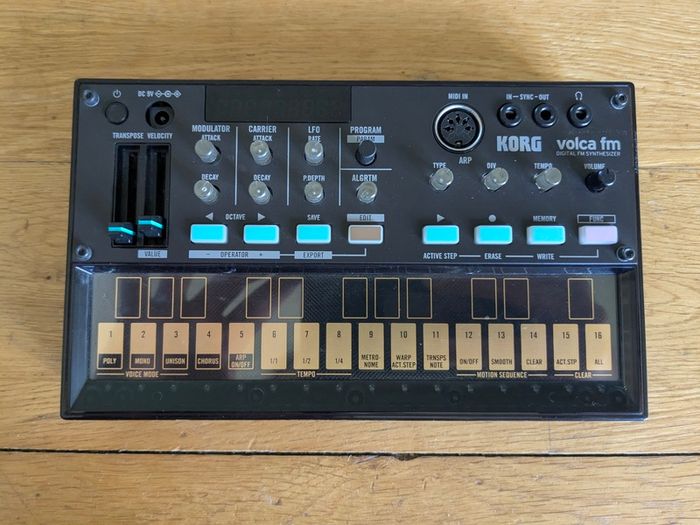 Korg Volca FM Synthesizer (Excellent Condition)