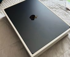 MacBook Air 2022 M2 (Midnight Colour)