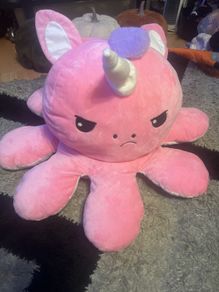 Giant Reversible Unicorn Octopus