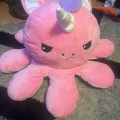 Giant Reversible Unicorn Octopus