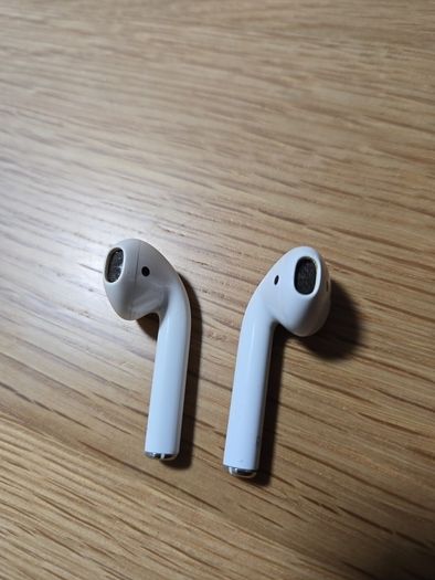 Apple Airpods 2nd Gen Earphones