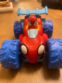 spiderman car