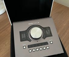 Universal Audio Apollo Twin X Quad Heritage