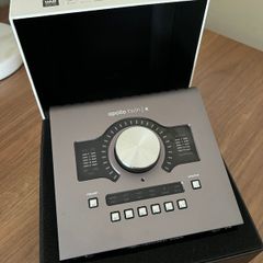 Universal Audio Apollo Twin X Quad Heritage