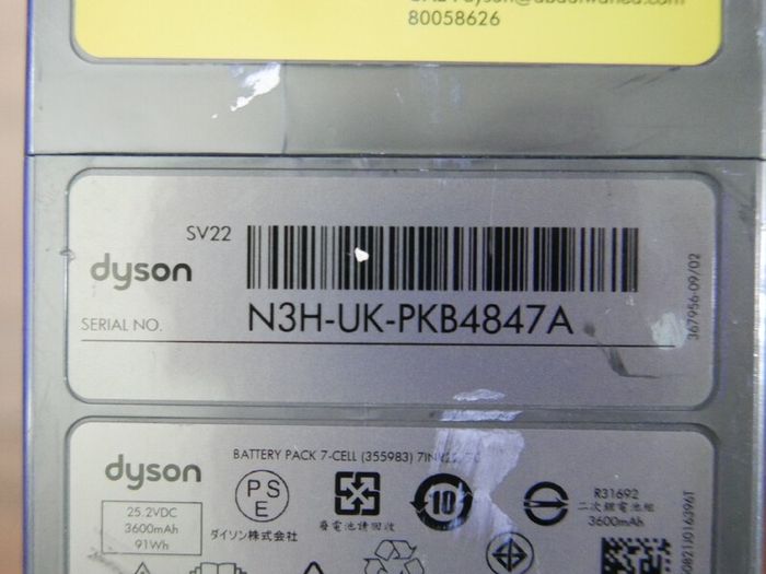Dyson V15 - (SV22) Detect vacuum (Iron - Nickel) Powerful, intelligent cordless vacuum - in Iron and Nickel (Up to 60 minutes run time)