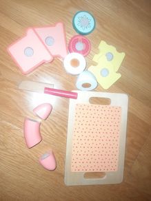 Wooden toy food set