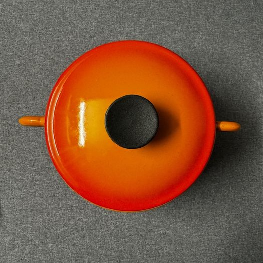 Le Creuset "Cousances " Burnt- Orange Cast iron pot with lid