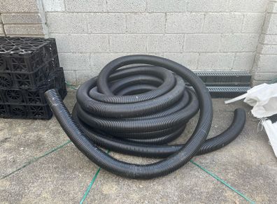 approx. 25m 110mm land drainage pipe
