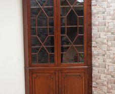 Georgian Mahogany Corner Cabinet