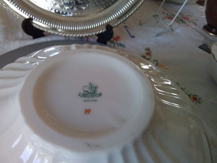 BelleekGeorgian Shell Bowl + Another