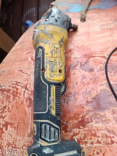 DeWalt angle grinder XR 18v