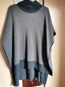 NEW - Warm & CO Cashmere Poncho UK 10-16