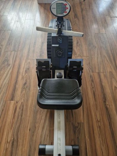 York Rowing machine