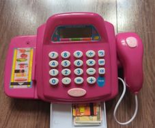 Toy cash machine and card reader