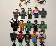 Roblox toy bundle