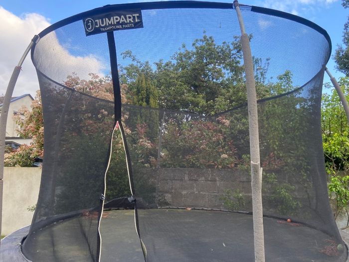 Trampoline, 13 feet