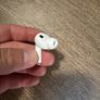 apple airpod Image 3