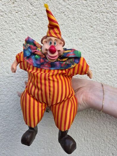 Clowns