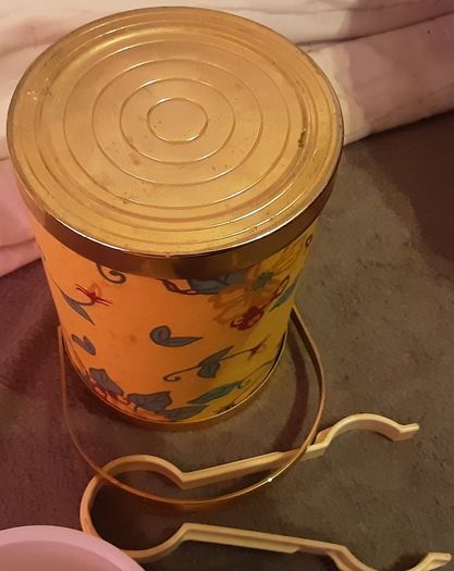 vintage ( 70's ish ) ice bucket