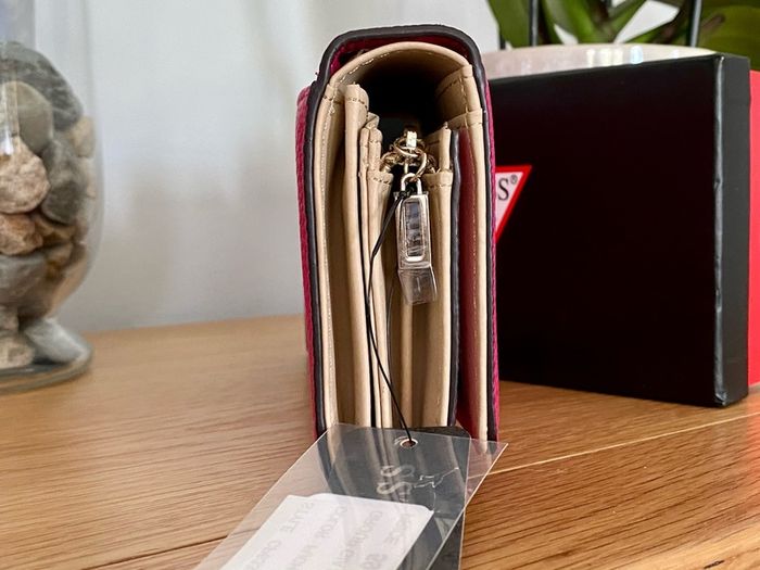 Guess wallet
