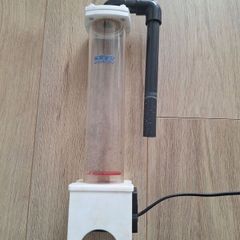 Small tumbler pellets reactor