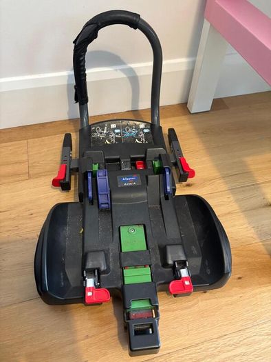 Free Klippan Triofix Recline Car Seat with ISOFIX Base