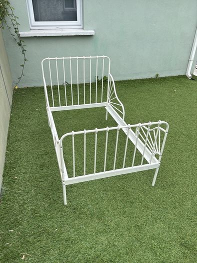 kids bed