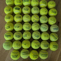 40 tennis balls