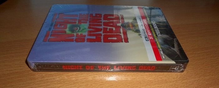 Night Of The Living Dead (1990 Remake) 4K & Blu Ray Steelbook