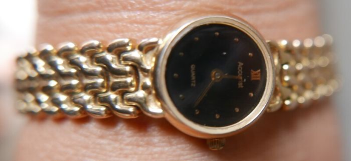 Vintage Ladies' Gold-Plated Accurist Diamond Quartz Watch with Black Dial