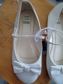 BNWT Size 2 white Bow Ballerina Shoes