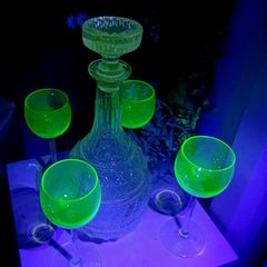 Wine or liqueur set