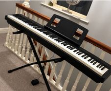 Roland piano FP 10