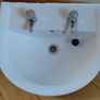 Pedestal washbasin Image 2
