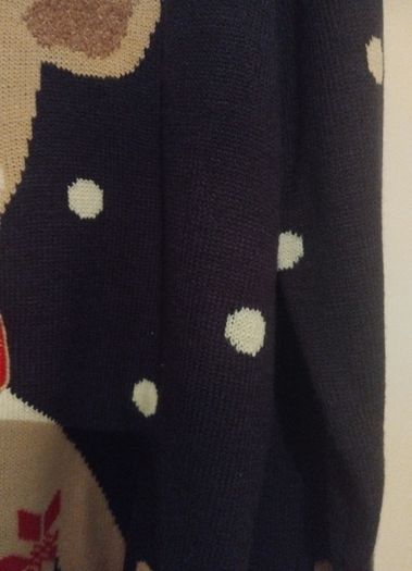 Christmas jumper size medium
