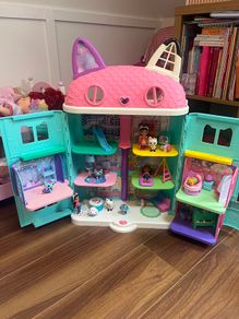 Gabbys Dollhouse
