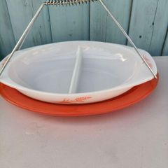 Vintage JAJ Pyrex dish