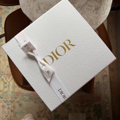 Dior gift box