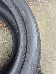 Bridge stone run flats star rated tyres