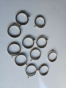 Curtain pole rings